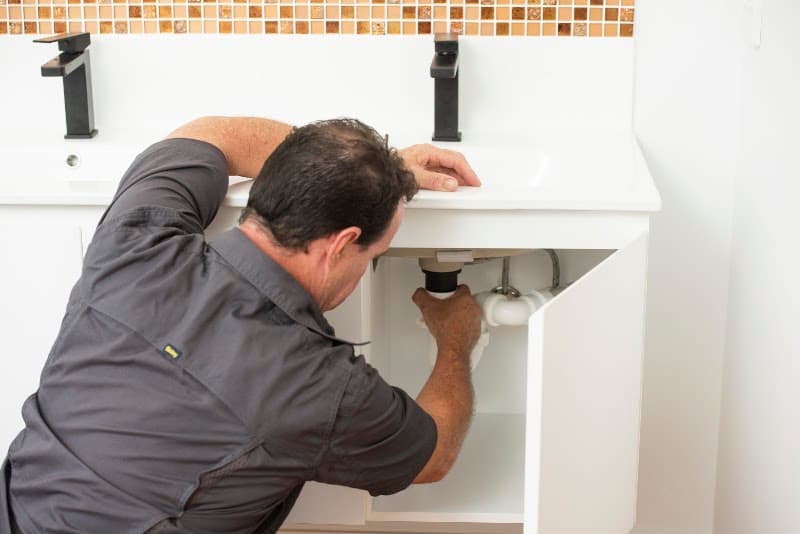 DJ Mackie Plumbing Cairns Region plumber work in Holloways Beach