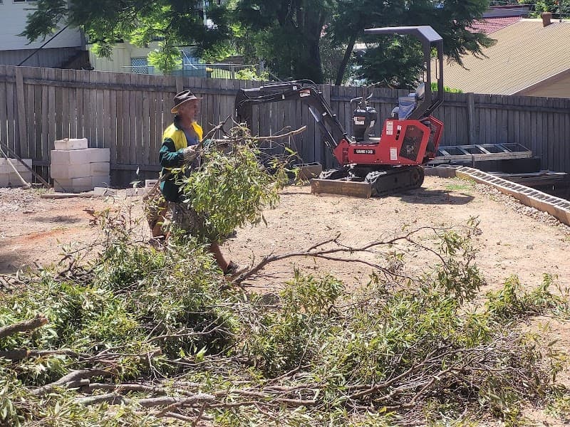 DM Mini Excavation & Landscaping landscaping work in Logan Central