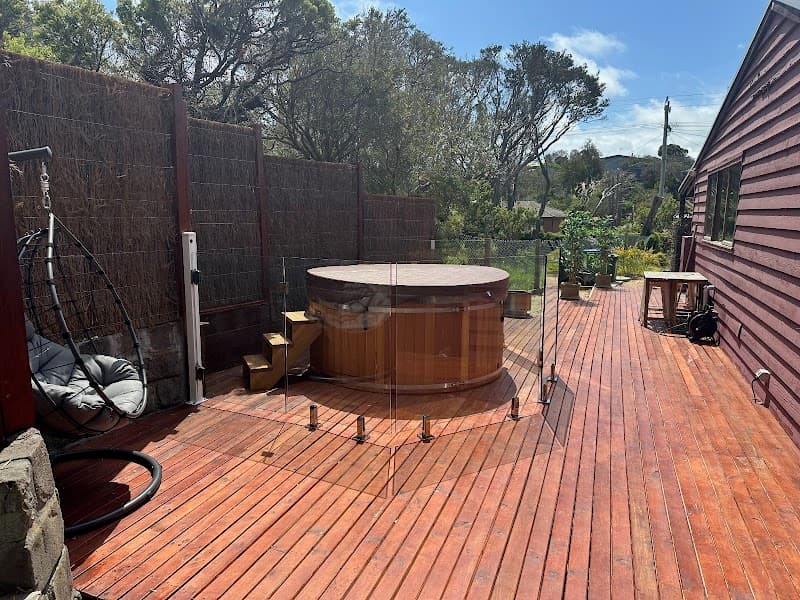 Dolphin Fencing fencing work in Mornington