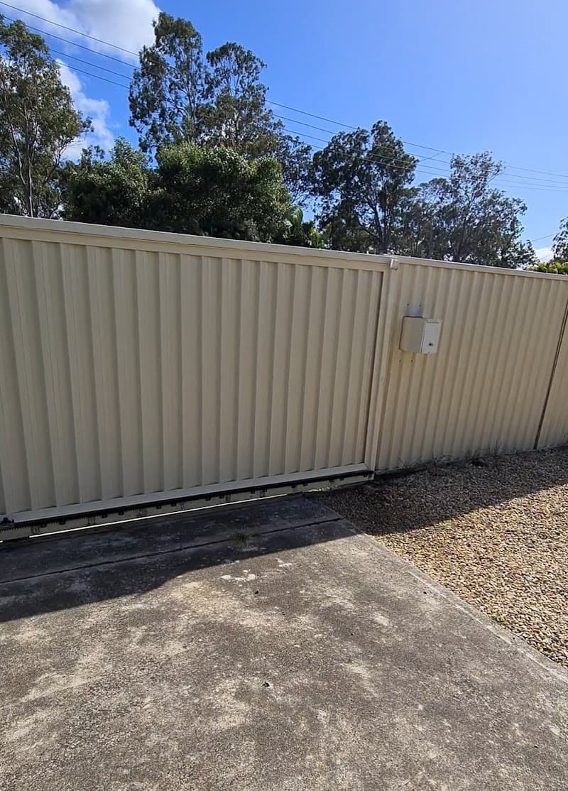Door Doctors garage doors work in Bethania