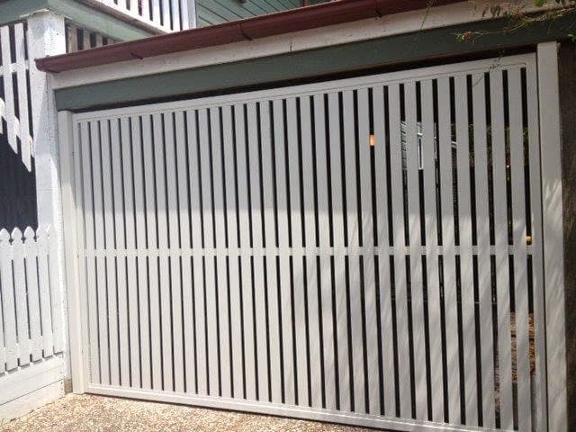 Doors Direct garage doors work in Geebung