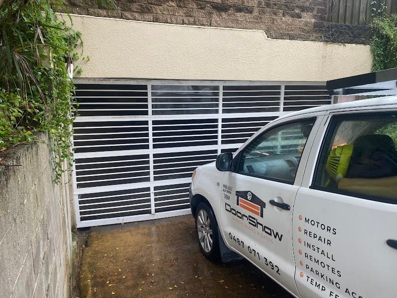 DoorShaw Garage Doors & Gates garage doors work in Brookvale