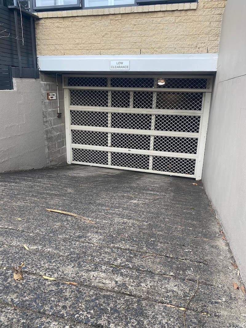 DoorShaw Garage Doors & Gates garage doors work in Brookvale