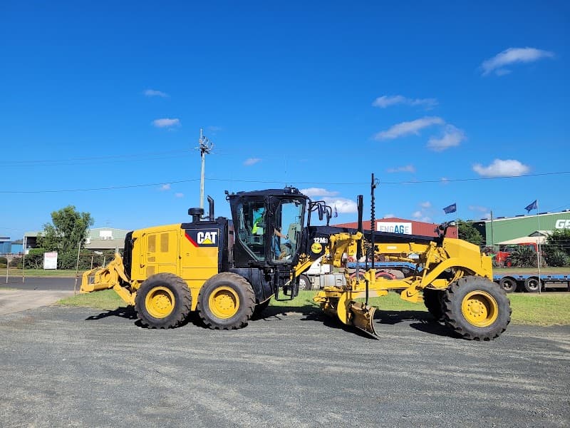 Downs Earthmoving demolition work in Glenvale