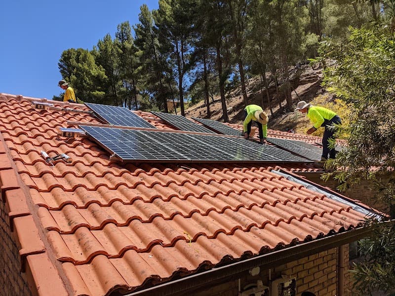 DQ Electrical solar panel installation work in Salisbury Plain