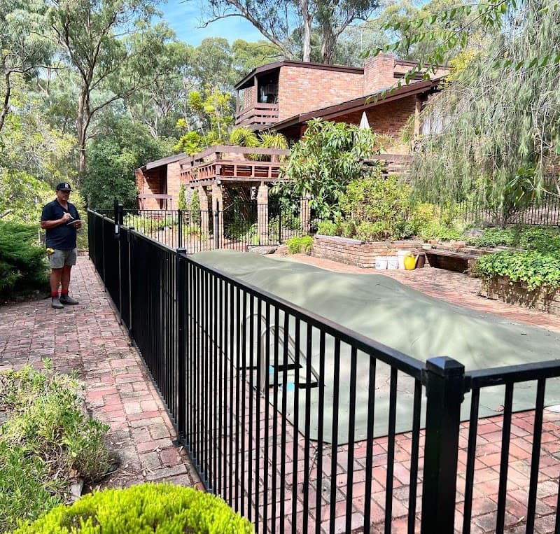 Dr PoolSafe pool maintenance work in Kew