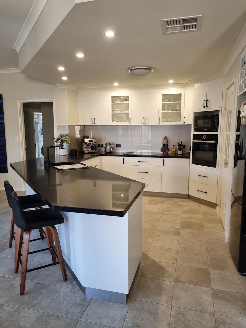 Dream Doors Kitchens Perth South kitchen renovation work in Rockingham