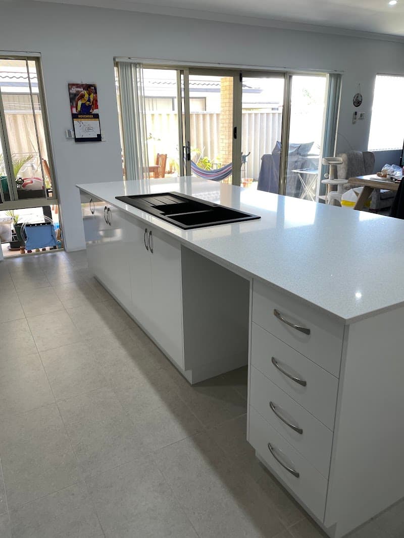 Dream Doors Kitchens Perth South kitchen renovation work in Rockingham