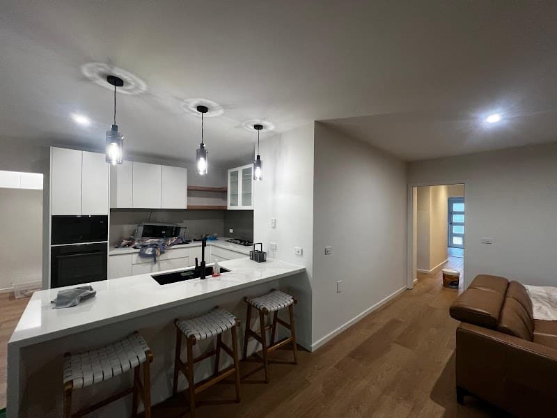 Dream Home Painting And Renovating Pty Ltd painter work in Breakwater