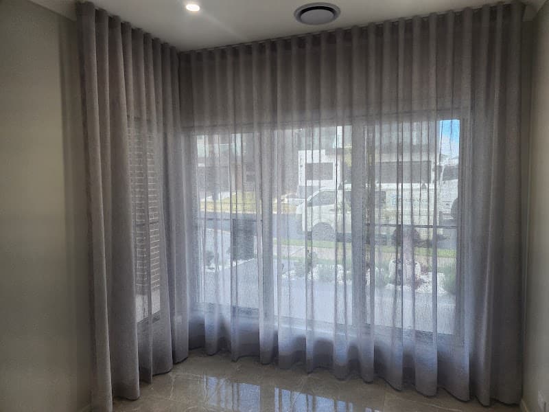 Dream view blinds and curtains curtains & blinds work in Emu Plains