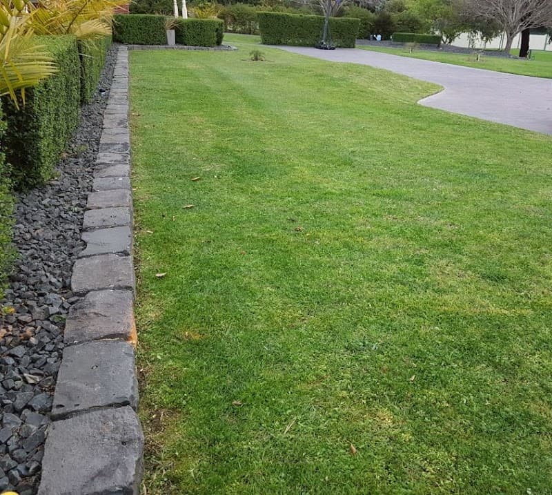 Drysdale garden Maintenance gardening work in Dandenong