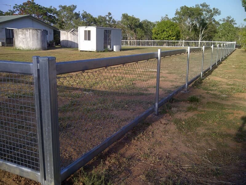 D.T. Fencing fencing work in Bakers Creek