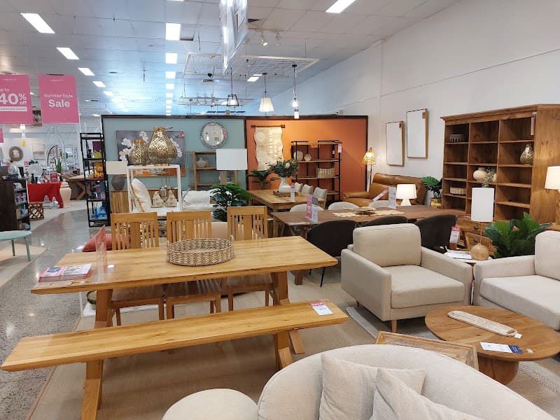 Early Settler Furniture Store Rockhampton furniture assembly & tv mounting work in Norman Gardens