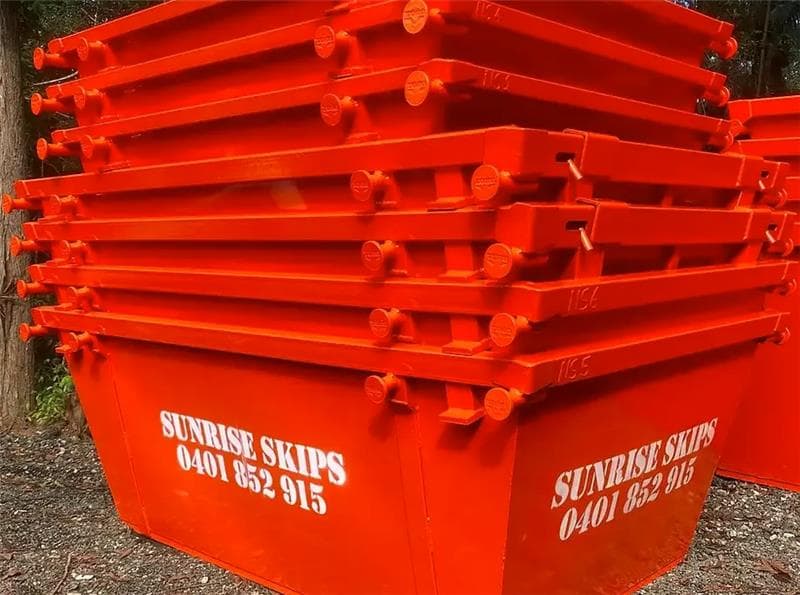 Earth Wise Skips rubbish removal work in Kunda Park