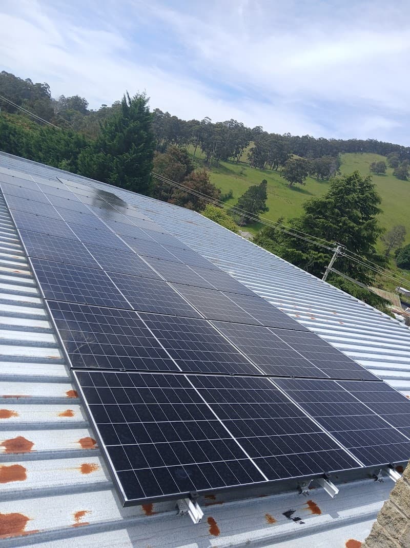 East Coast Energy Co Tasmania solar panel installation work in Rokeby