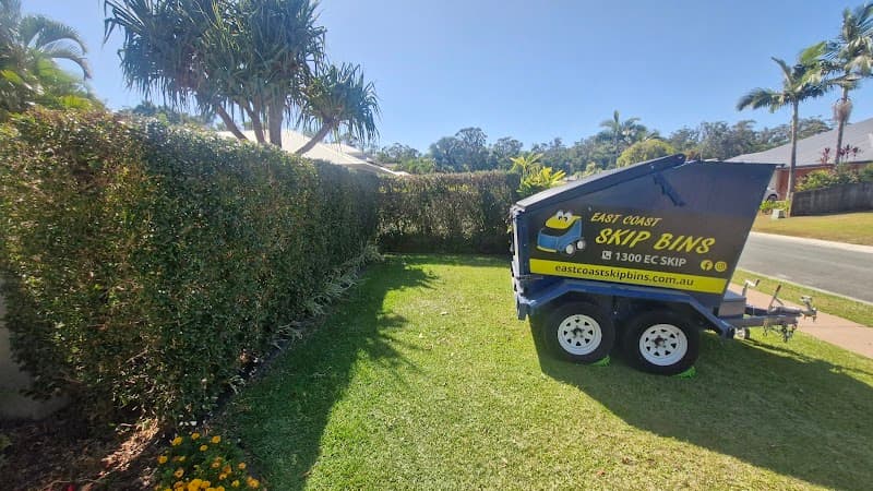 East Coast Skip Bins rubbish removal work in Mountain Creek