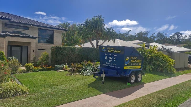 East Coast Skip Bins rubbish removal work in Mountain Creek