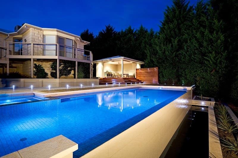 East Coast Swimming Pools pool builder work in Dromana