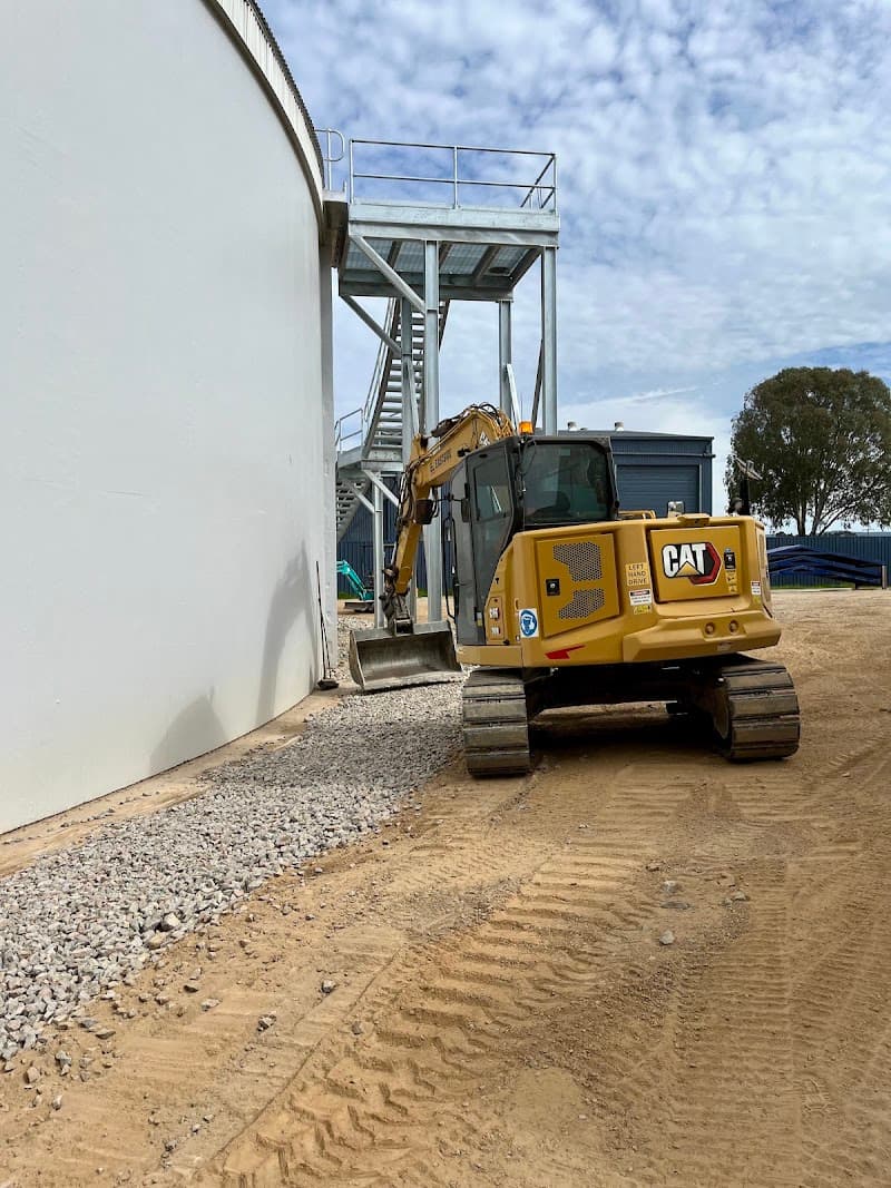 Eastside Earthworks & Contracting demolition work in Wodonga