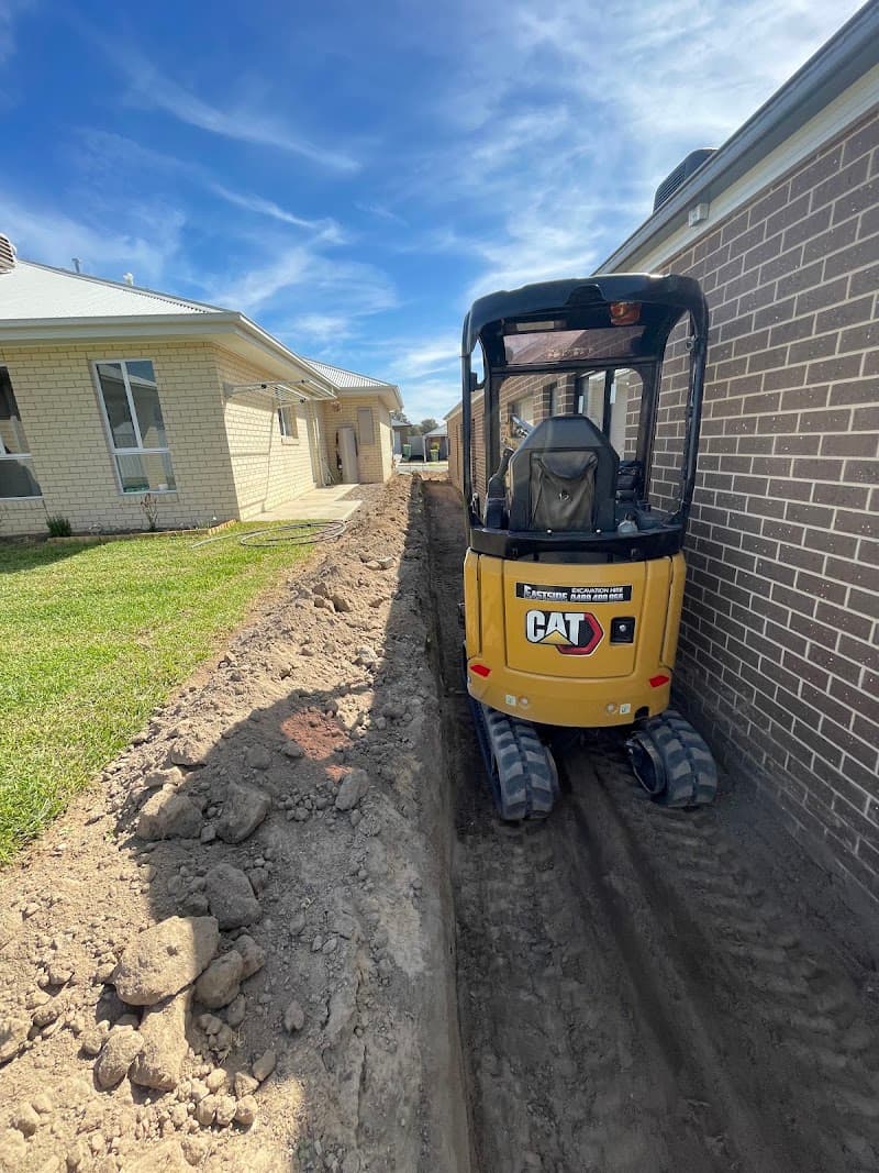 Eastside Earthworks & Contracting demolition work in Wodonga