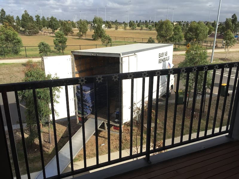 Easy As Removals removalist work in Greenacres