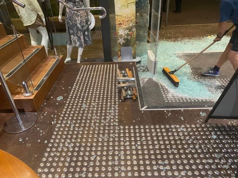 Easy Glass Services glass & glazier work in Winnellie