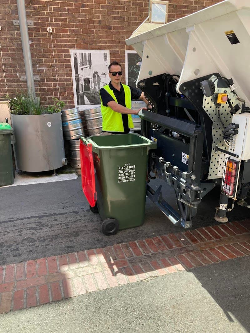 Easy Waste Geelong rubbish removal work in Moolap
