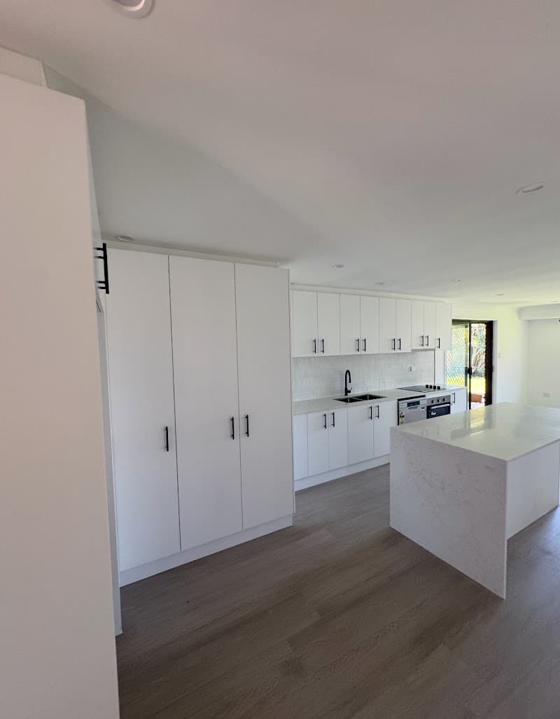 EB Custom Cabinets and Kitchen Renovations kitchen renovation work in Woodridge