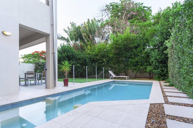 Eco Pools Solutions pool builder work in Hemmant