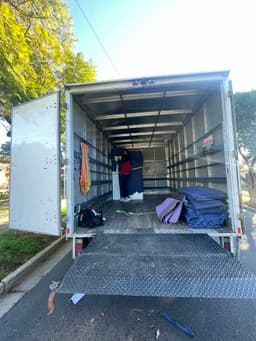 Economical Movers in Adelaide