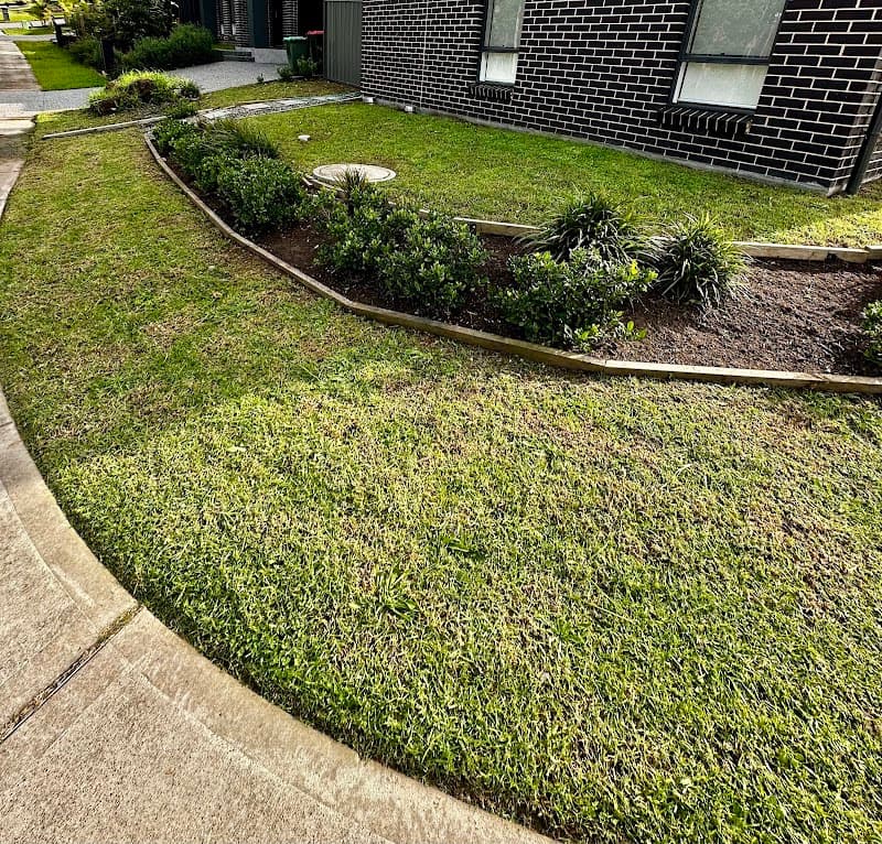 Eden Lawn Maintenance gardening work in Tingira Heights