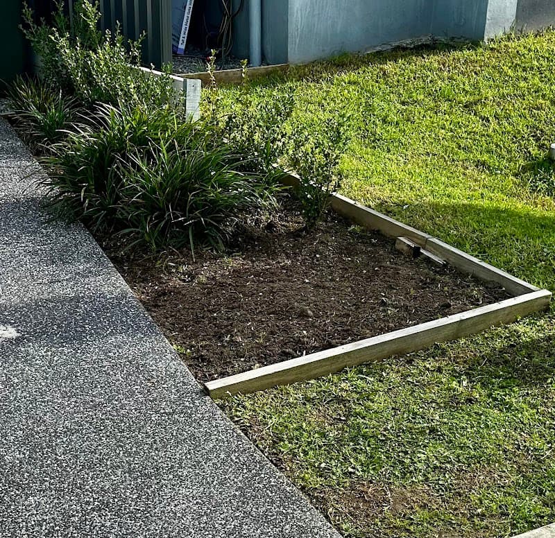 Eden Lawn Maintenance gardening work in Tingira Heights