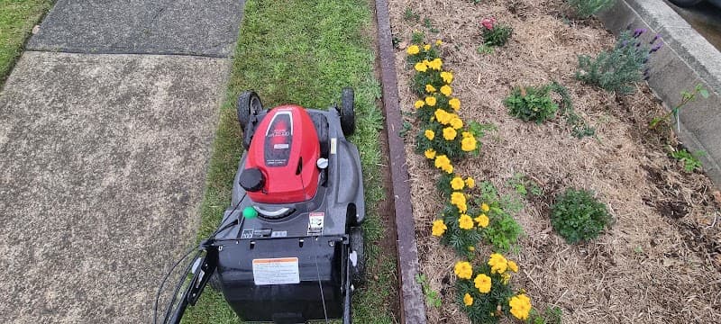 Eden Lawn Maintenance gardening work in Tingira Heights