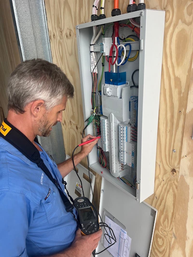 Edgecliff Electrical Services electrician work in Manunda