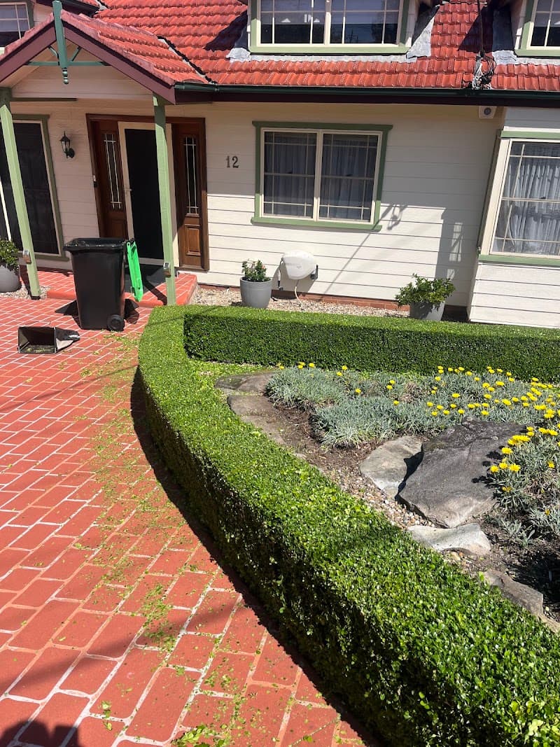 Ed’s Mowing & Maintenance - North Shore lawn care work in Pymble