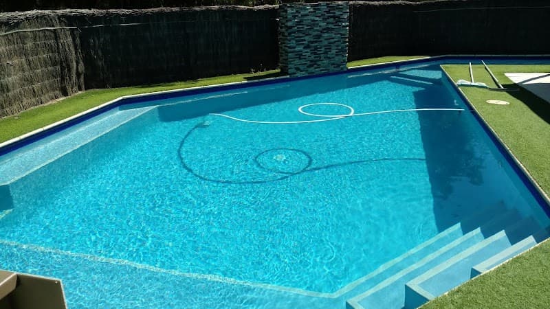 Eduardo's Pool & Spa pool builder work in East Bunbury