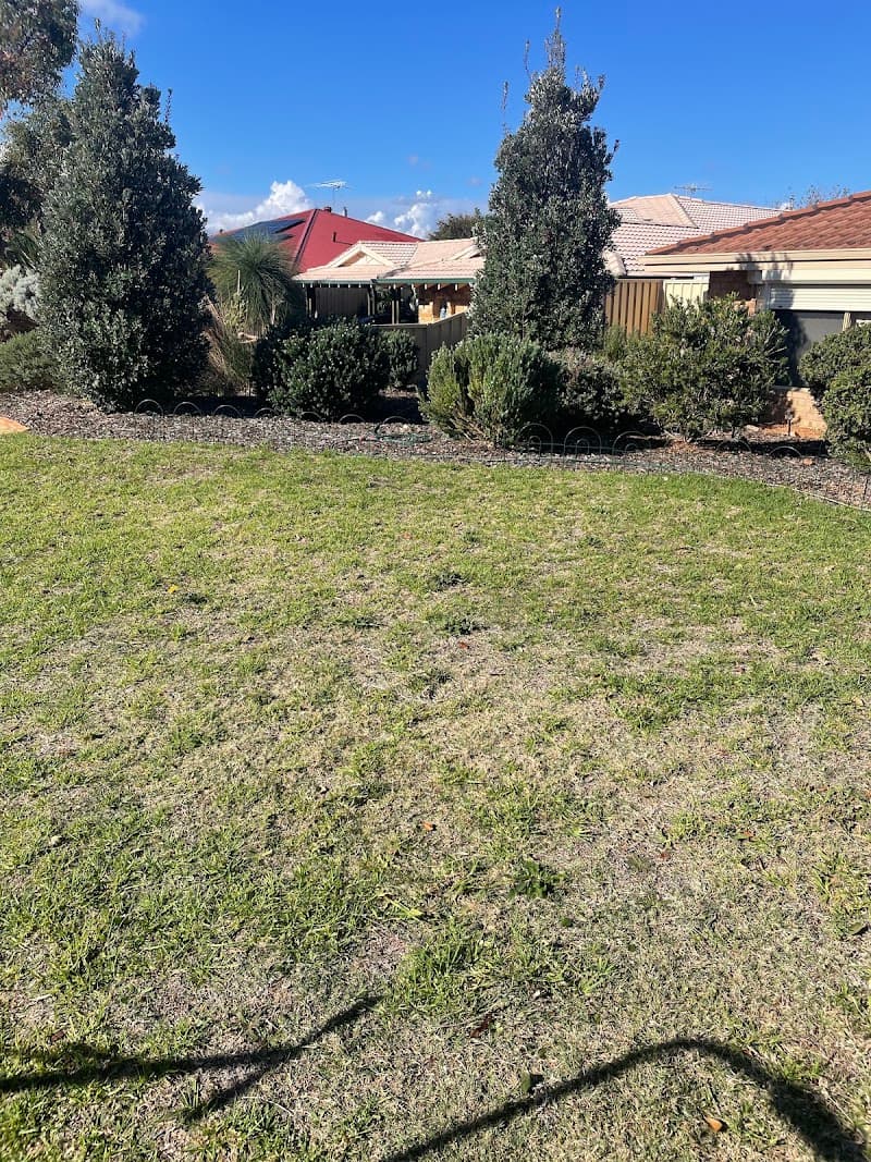 Edwards home and lawn care lawn care work in Joondalup