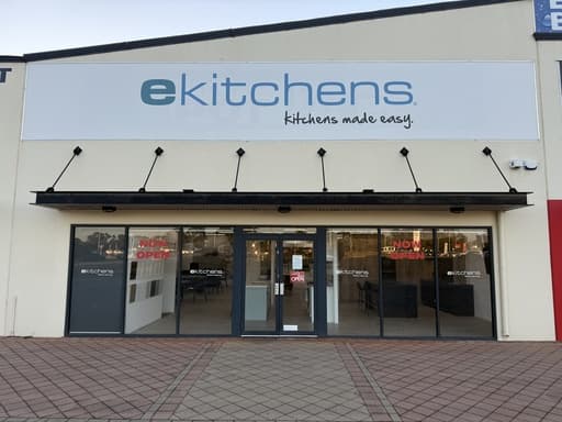 eKitchens | Rockingham carpentry work in Rockingham