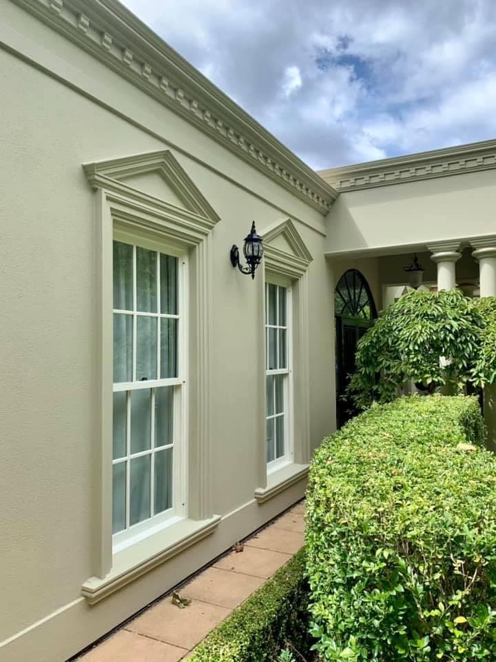 Elite Painting SA painter work in Norwood