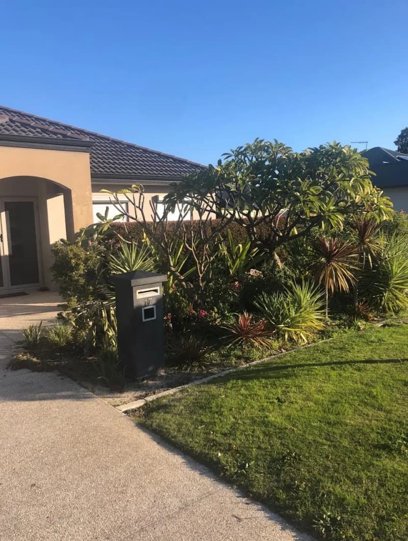 Elliott's Gardening Services gardening work in Dianella