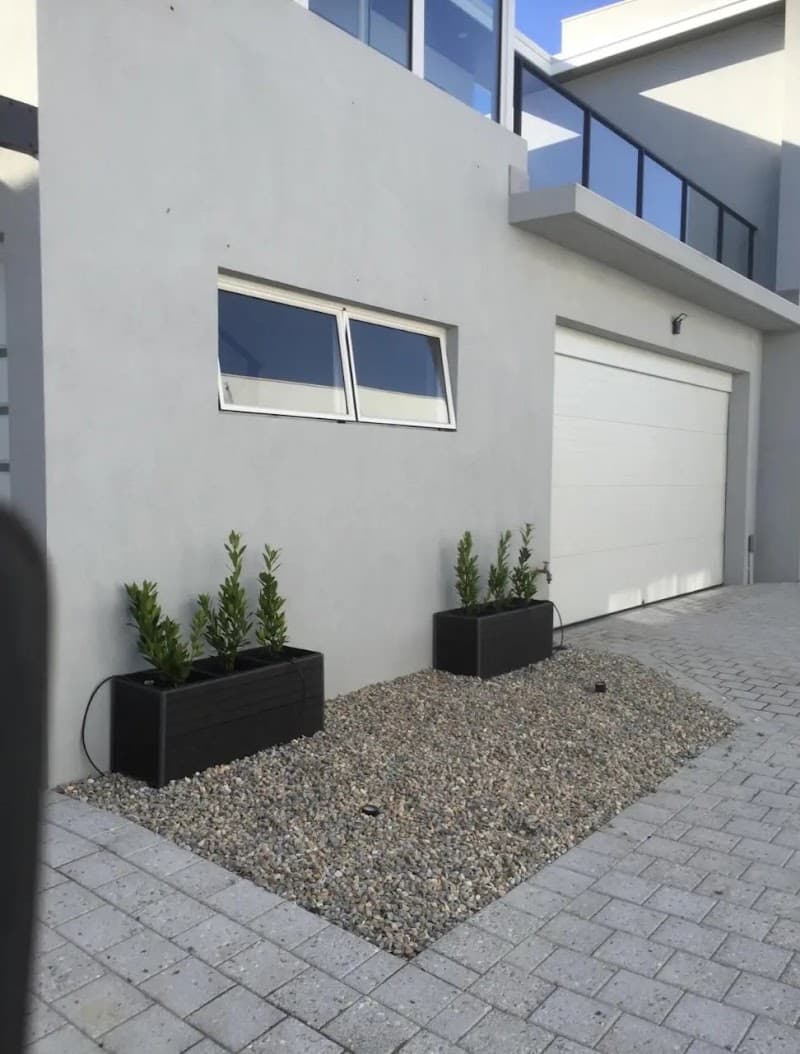 Elliott's Gardening Services gardening work in Dianella