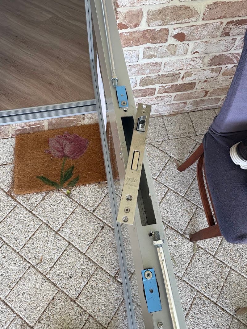 EquippedWA Glass & Aluminium - Window & Door Repairs glass & glazier work in Neerabup