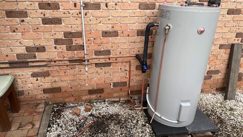 Essential Plumbing and Drainage Solutions plumber work in Windermere Park