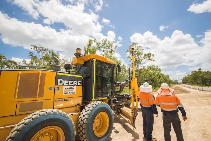 Essjay Contracting - Earth Moving & Plant Hire concreting work in Gracemere