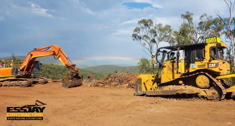 Essjay Contracting - Earth Moving & Plant Hire concreting work in Gracemere