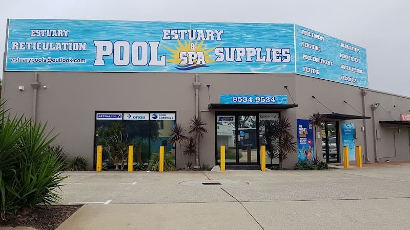 Estuary Pools pool maintenance work in Mandurah