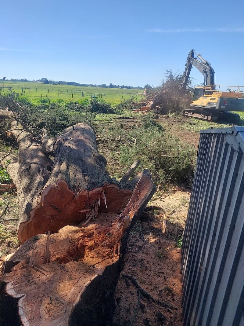Eumeralla Contracting landscaping work in Mount Gambier