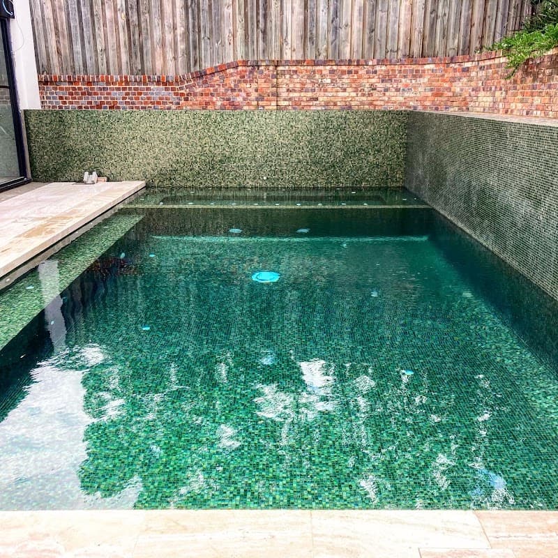 Everlast Pool Builders Albury Wodonga pool builder work in Wodonga
