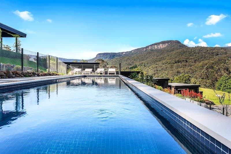 Everlast Pools & Spas Pty Ltd pool builder work in Geelong