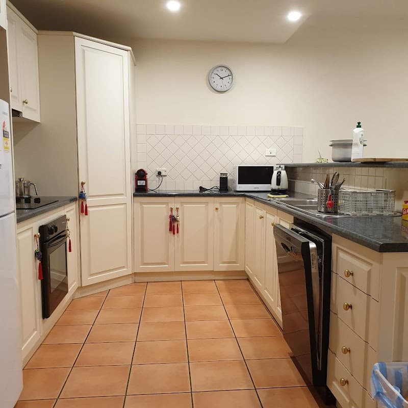Evershine Property Services cleaning work in Adelaide
